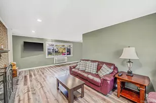 4 Starlight Dr, Commack, NY 11725 - Photo 11
