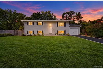 4 Ridge Road, Wheatley Heights, NY 11798 - Photo 1