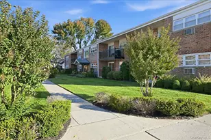 10 Ivy St, Farmingdale, NY 11735 - Photo 27