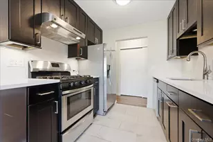 10 Ivy St, Farmingdale, NY 11735 - Photo 9