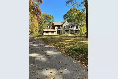 57 Innsbruck Boulevard, Hopewell Junction, NY 12533 - Photo 5