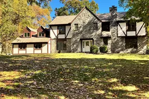 57 Innsbruck Blvd, Hopewell Junction, NY 12533 - Photo 3
