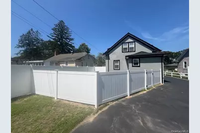 [Address not provided], Patchogue, NY 11772 - Photo 31