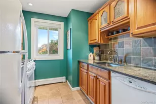 200 Merrick Rd, Amityville, NY 11701 - Photo 23