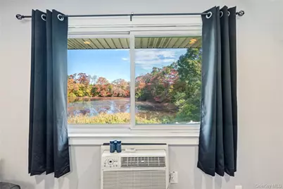 200 Merrick Road #X, Amityville, NY 11701 - Photo 13