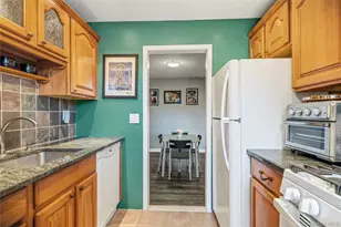 200 Merrick Rd, Amityville, NY 11701 - Photo 25