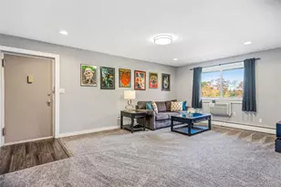 200 Merrick Rd, Amityville, NY 11701 - Photo 9