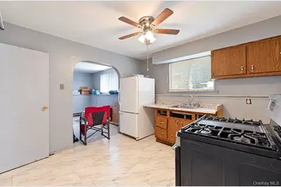 47 S 20th Street, Wyandanch, NY 11798 - Photo 25