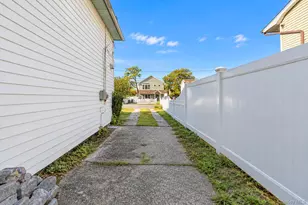 47 S 20th St, Wyandanch, NY 11798 - Photo 43