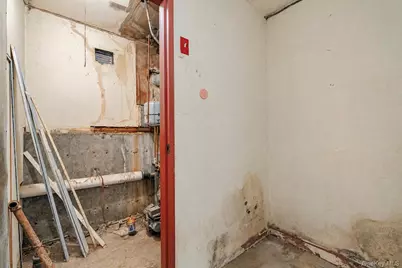47 S 20th Street, Wyandanch, NY 11798 - Photo 37