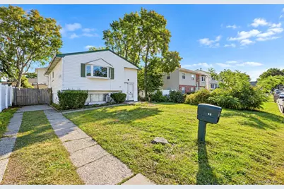 47 S 20th Street, Wyandanch, NY 11798 - Photo 3