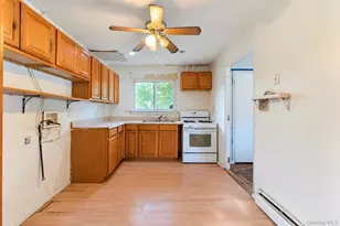 47 S 20th St, Wyandanch, NY 11798 - Photo 15