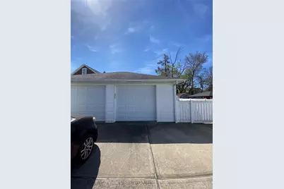 297 Fairfield Avenue, Carle Place, NY 11514 - Photo 17
