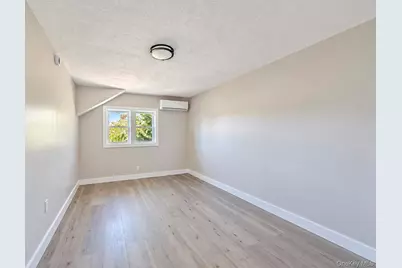 8326 160th Street, Jamaica, NY 11432 - Photo 13