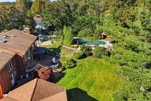 8 Winthrop Dr, Dix Hills, NY 11746 - Photo 5