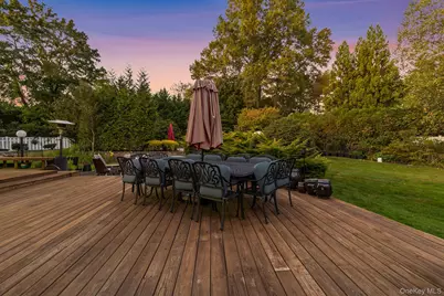 8 Winthrop Drive, Dix Hills, NY 11746 - Photo 39