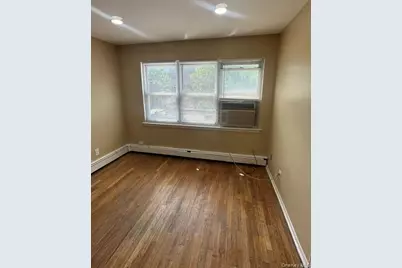 30-29 70th #3rd floor, East Elmhurst, NY 11370 - Photo 3