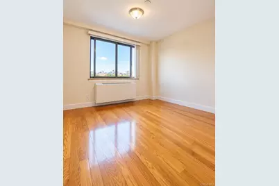 132-26 Avery Avenue #6A, Flushing, NY 11355 - Photo 5