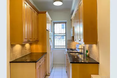 67-25 Clyde Street #1K, Forest Hills, NY 11375 - Photo 3