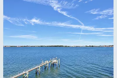 160-15 Powells Cove Blvd #D3, Whitestone, NY 11357 - Photo 17