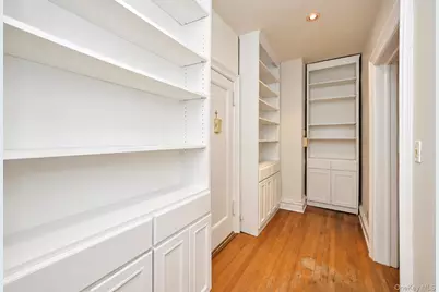 160-15 Powells Cove Blvd #D3, Whitestone, NY 11357 - Photo 5