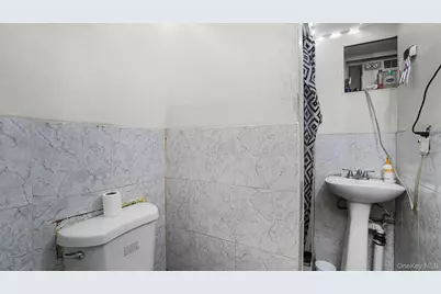 9520 127th Street, Richmond Hill, NY 11419 - Photo 17
