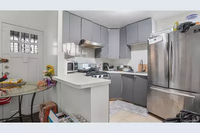 9520 127th Street, Richmond Hill, NY 11419 - Photo 7