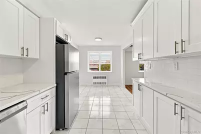6152 219th Street #2, Oakland Gardens, NY 11364 - Photo 5