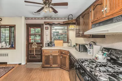 88 Ocean Avenue, Northport, NY 11768 - Photo 11