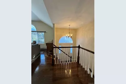 49 Hamilton Road, Hopewell Junction, NY 12533 - Photo 3