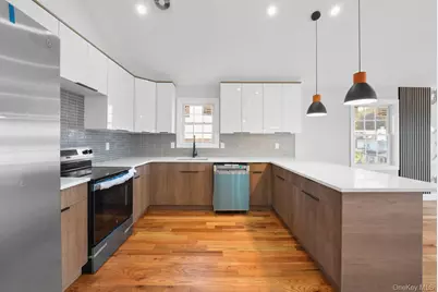16905 104th Avenue, Jamaica, NY 11433 - Photo 3