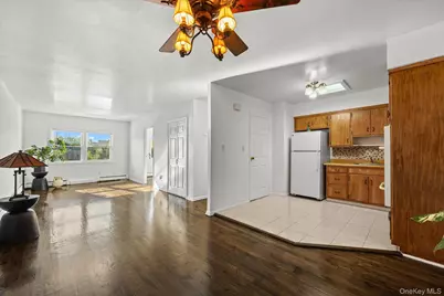 6129 75th Street, Middle Village, NY 11379 - Photo 21