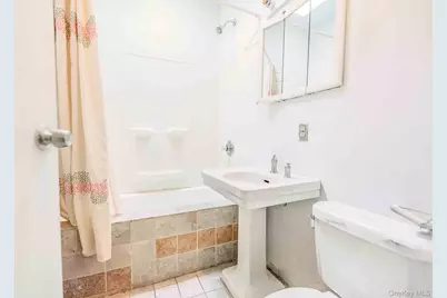 8703 81st Road, Glendale, NY 11385 - Photo 29