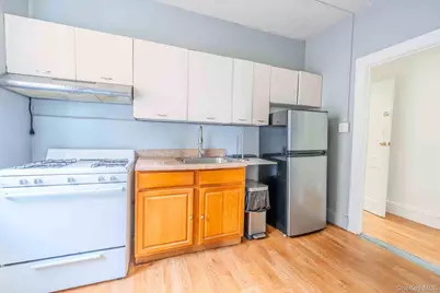 8703 81st Road, Glendale, NY 11385 - Photo 33