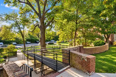 7813 Park Drive E #2A, Kew Gardens, NY 11367 - Photo 29