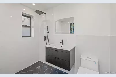 225A Prospect Avenue #A, Brooklyn, NY 11215 - Photo 9