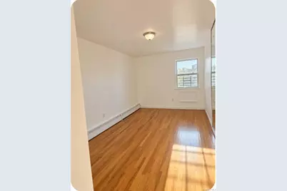 10712 178th Street, Jamaica, NY 11433 - Photo 3