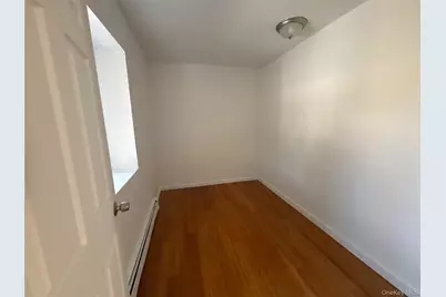 9082 180th Street, Jamaica, NY 11432 - Photo 5