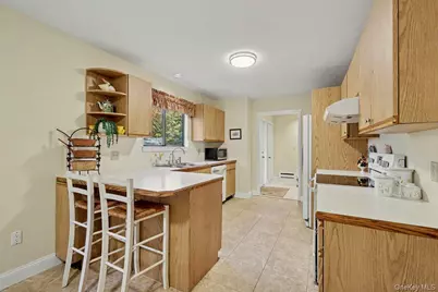 449 Heritage Hills #B, Somers, NY 10589 - Photo 7