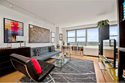 70-25 Yellowstone Boulevard #22P, Forest Hills, NY 11375 - Photo 1
