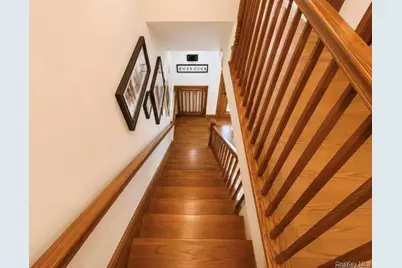 6337 Douglaston Parkway, Little Neck, NY 11362 - Photo 5