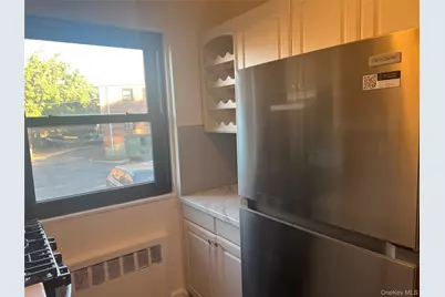 80-59 Shore Parkway #1R, Howard Beach, NY 11414 - Photo 5