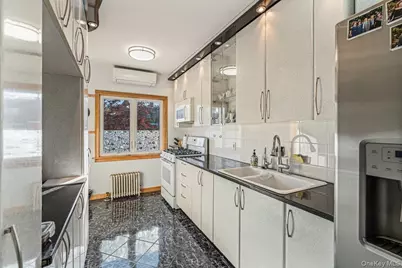 67-46 Exeter Street, Forest Hills, NY 11375 - Photo 5