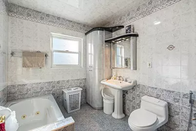 67-46 Exeter Street, Forest Hills, NY 11375 - Photo 11