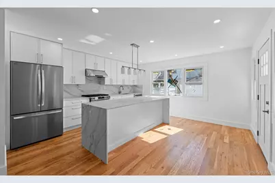 16320 21st Road, Whitestone, NY 11357 - Photo 3