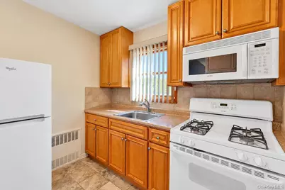 158-17 90th Street, Howard Beach, NY 11414 - Photo 7