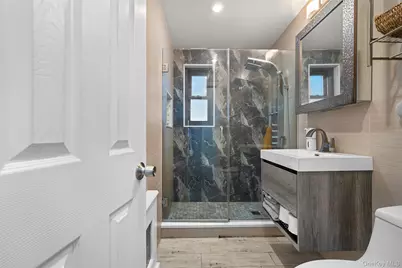 57-74 246th Crescent #57-74, Douglaston, NY 11362 - Photo 25