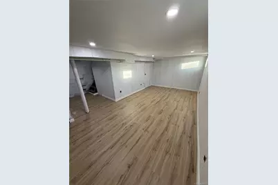 18702 Mangin Avenue, Saint Albans, NY 11412 - Photo 31