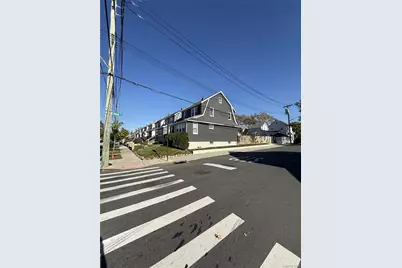 18702 Mangin Avenue, Saint Albans, NY 11412 - Photo 3