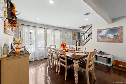 11 Elaine Drive, Sayville, NY 11782 - Photo 13